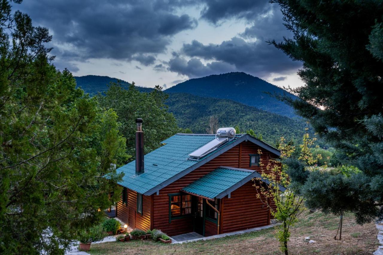 Chalet Likouresi Village Карпенисион Экстерьер фото