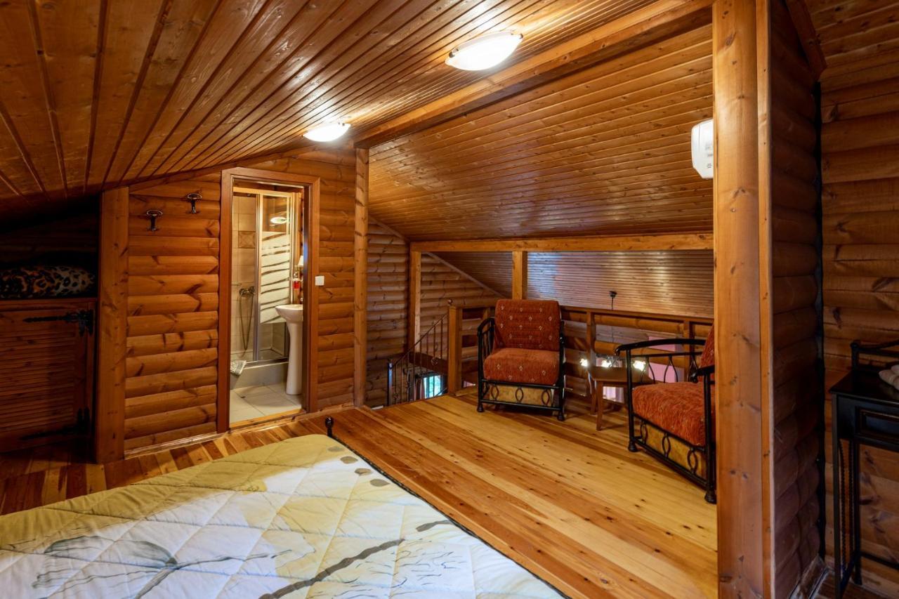 Chalet Likouresi Village Карпенисион Экстерьер фото